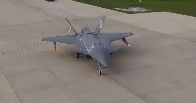 KIZILELMA’dan tarihi test: GÖKDOĞAN füzesiyle tam isabet VİDEO İZLE