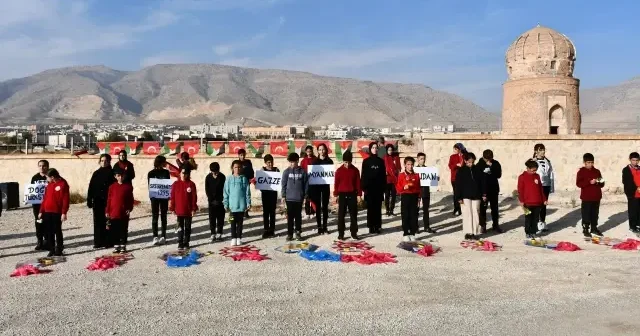 Batman da uçurtmalar hakları ihlal edilen çocuklar için havalandı VİDEO İZLE