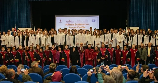 OMÜ de beyaz önlük heyecanı: Tecrübe ile gençlik aynı sahnede Samsun Haberleri