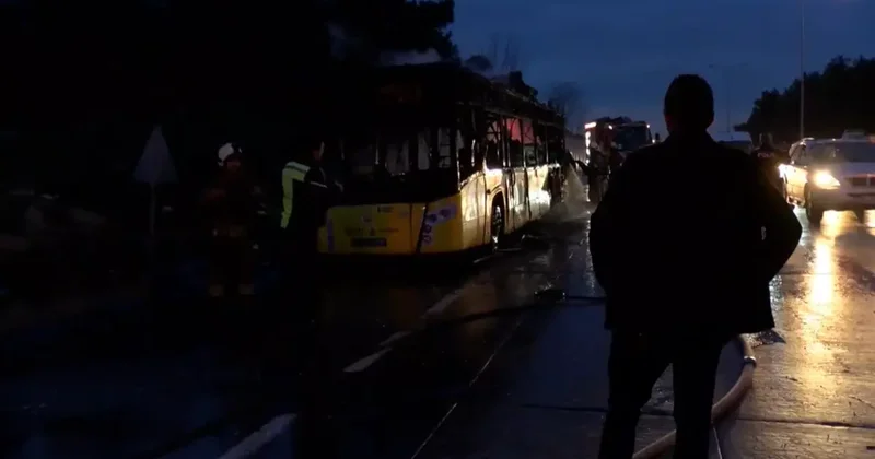 İETT otobüsü alev topuna döndü! Geriye demir yığını kaldı