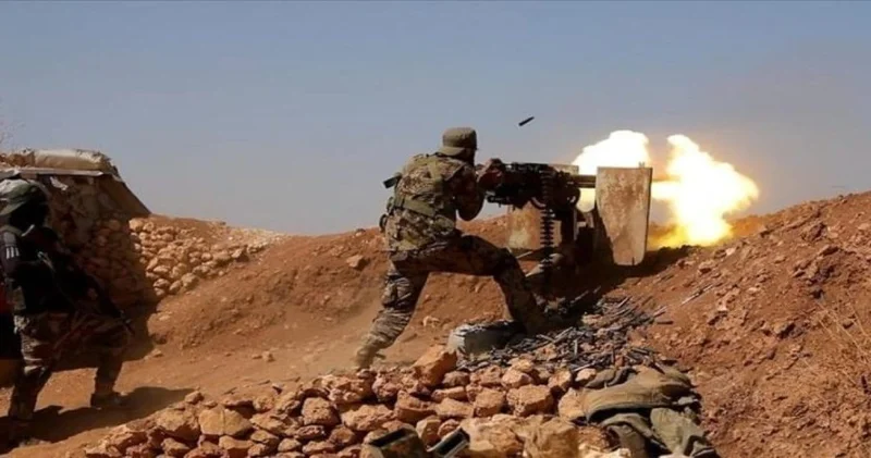 SDG/YPG ve Şam yönetimi arasında şiddetli çatışma ölüler var! HTŞ ye IŞİD le işbirliği suçlaması