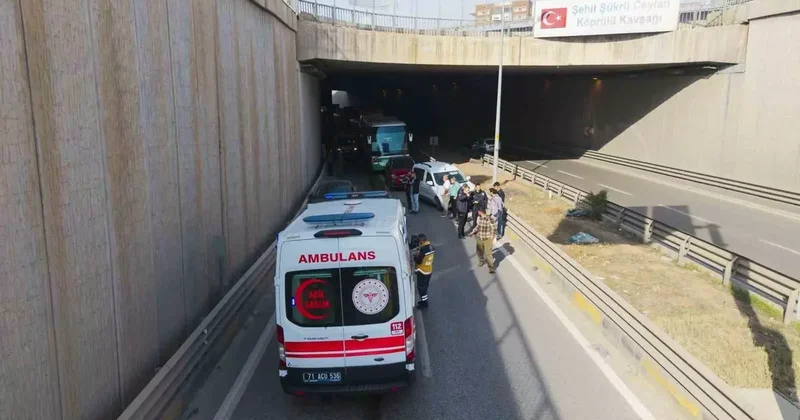Yola dökülen yağ zincirleme kazaya sebep oldu: 4 yaralı