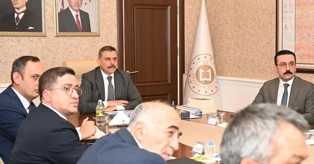 Uzundere deki heyelan masaya yatırıldı Erzurum Haberleri