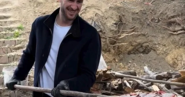 Milli futbolcu, memleketi İznik te kendi pizzasını hazırlayıp, pişirdi Bursa Haberleri