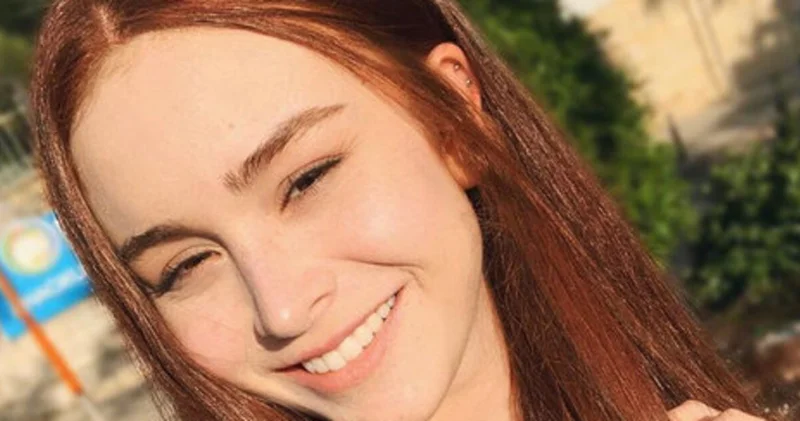 Asena Keskinci kimdir? Bez Bebek dizisinin Yağmur’u Asena Keskinci kaç yaşında, hangi yapımlarda rol aldı?