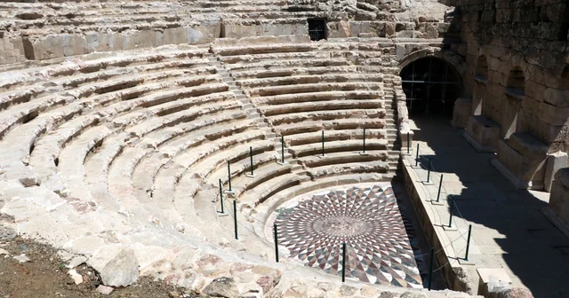 Medusa mozaiğinin üzeri kapatıldı Burdur Haberleri