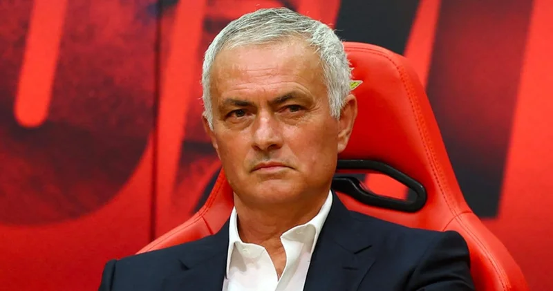Mourinho şaşırttı: Rafa Silva için bakın ne dedi