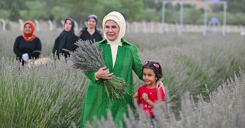 Emine Erdoğan: Her çocuk güvenle büyüyebileceği bir hayata layıktır