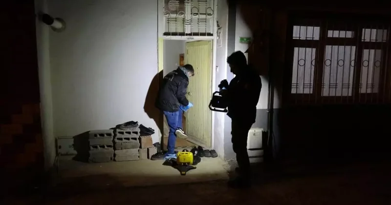 Sofra bezi silkelerken düşerek yaralanan ve kalbi duran kadın hayata döndürüldü