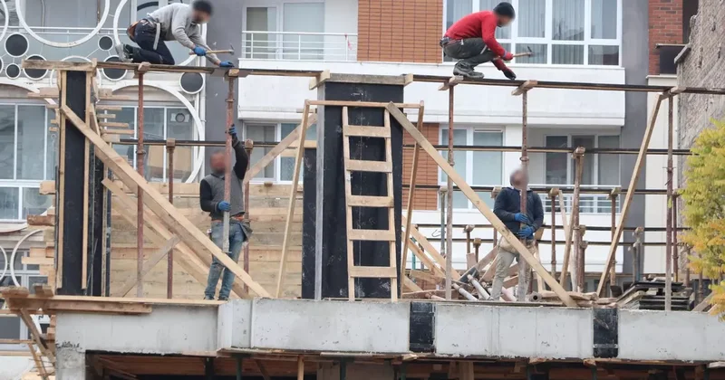 İş güvenliği yok sayıldı: İki inşaatta riskli çalışma