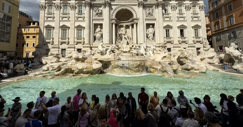 Trevi Çeşmesi 1 Şubat tan itibaren turistlere ücretli oluyor