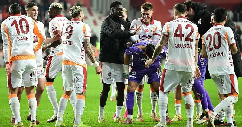 UEFA dan gelen haber Galatasaray ı yıktı: Kulübe resmen bildirdiler