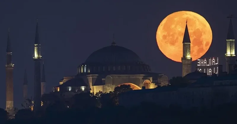 Yarın İslam alemi için 33 yıl sonra bir ilk yaşanacak