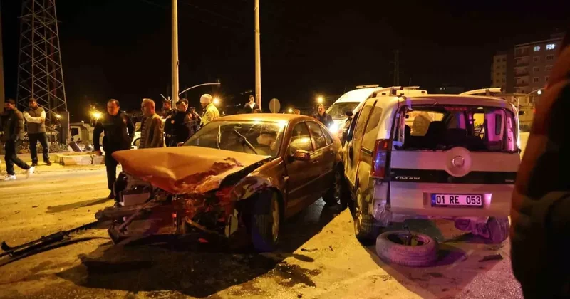 Baba yadigarı otomobil hurdaya döndü: 2 yaralı