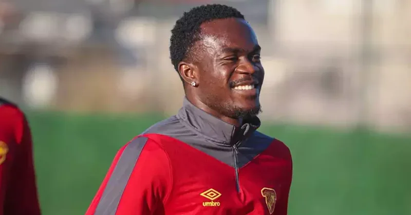 Galatasaray la anılıyordu; Göztepeli Anthony Dennis e Sevilla kancası Fanatik Gazetesi Futbol Haberleri Spor