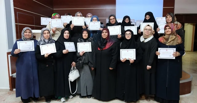 Geçici öğreticilere katılım belgeleri takdim edildi Erzincan Haberleri