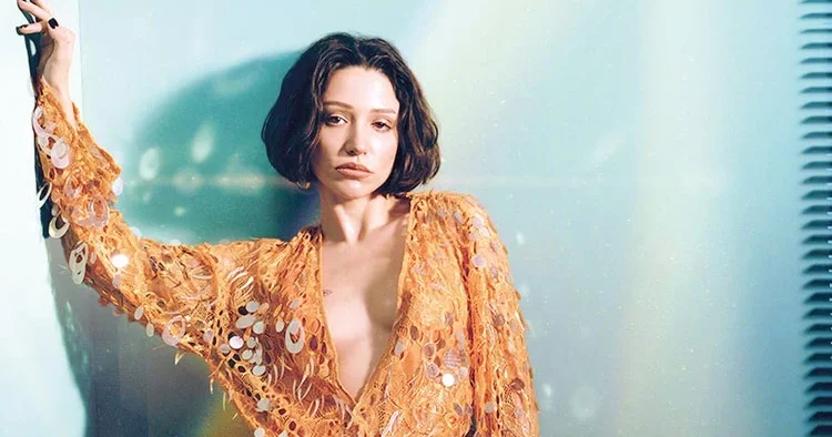 Yeni yıla yeni şarkı