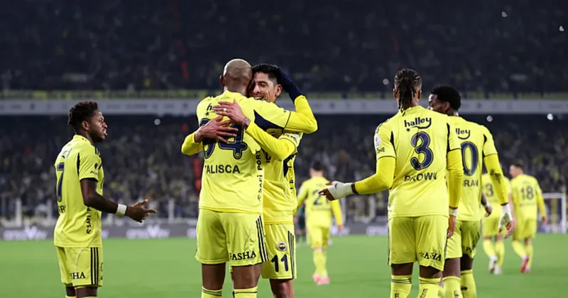 CANLI Süper Lig’de Eyüpspor Fenerbahçe maçı!