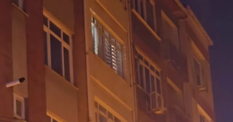 Kadıköy ün en merkezi noktasında iki kişi ölü bulundu! Not da bıraktı