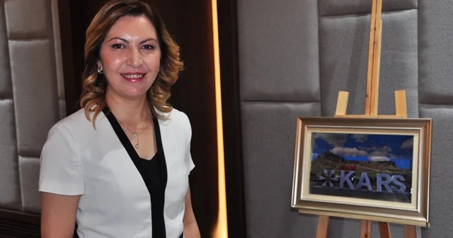 Üniversiteli Pınar, Kars ı tanıtan rölyef sergisinin gelirini lösemili çocuklara bağışlayacak Kars Haberleri