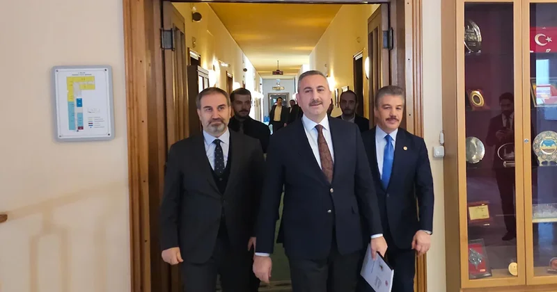 AKP, PKK’lı teröristler için özel, müstakil yasa istedi Sözcü Gazetesi