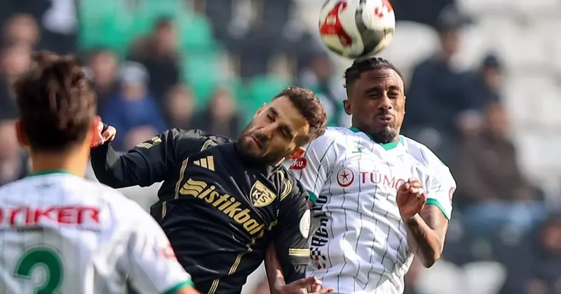 Konyaspor galibiyeti 90+3 te kaçırdı