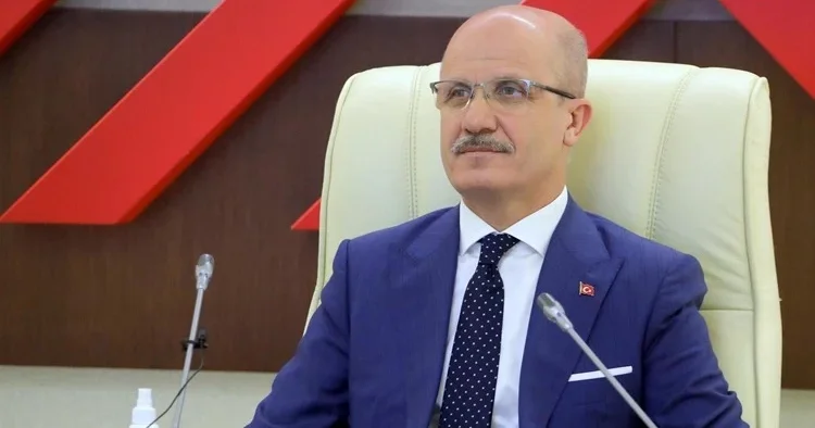 Özvar: Üniversite eğitiminin 3 yıla indirilmesi üzerinde çalışıyoruz