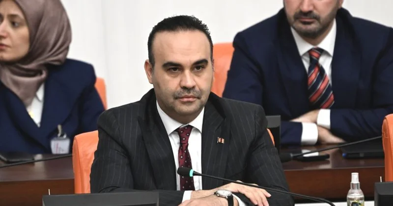 Bakan Kacır: Bugün ASELSAN ımız bir AB ve NATO üyesi olan Polonya ya 410 milyon dolarlık elektronik harp sistemleri ihracatını duyurdu İş Yaşam Haberleri