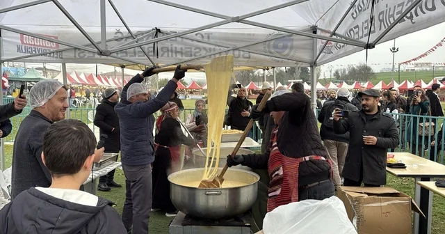 Hamsi ve Mıhlama Festivali nde 1 ton mıhlama dağıtıldı Tekirdağ Haberleri