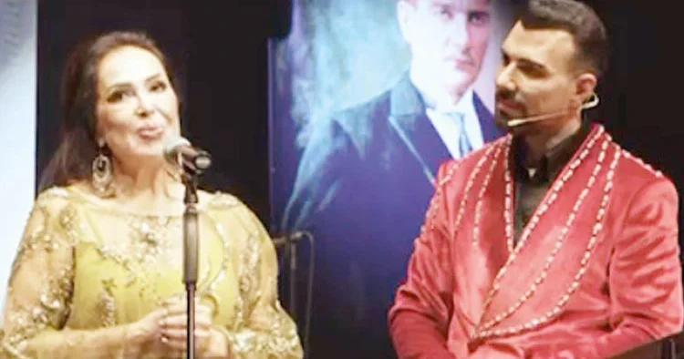 Türkan Sultan iyilik korosuyla sahnede