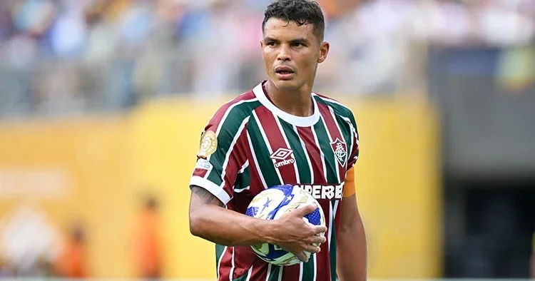 Thiago Silva, Avrupa ya geri döndü!