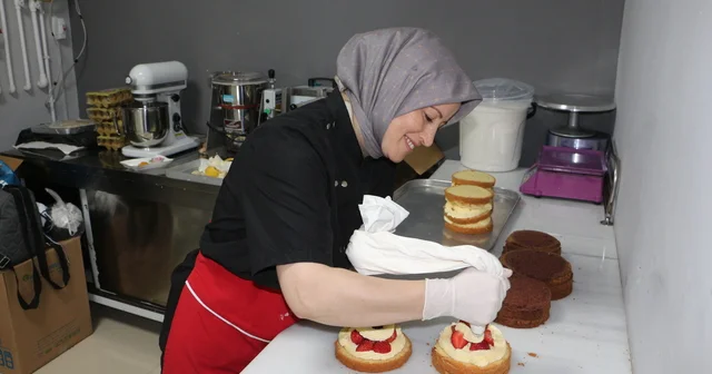 Kursa gidip, çocukluk hayali pastacılığa başladı Samsun Haberleri