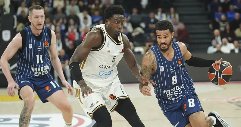 Anadolu Efes bitime 5 saniye kala yıkıldı