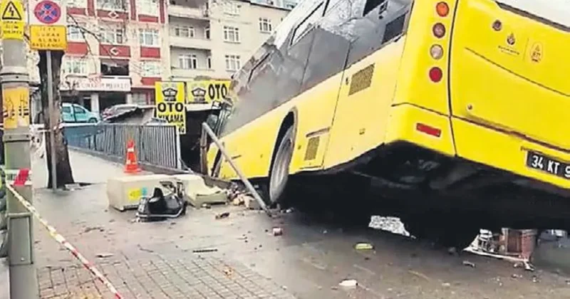 İETT otobüsü faciayı kıl payı atlattı