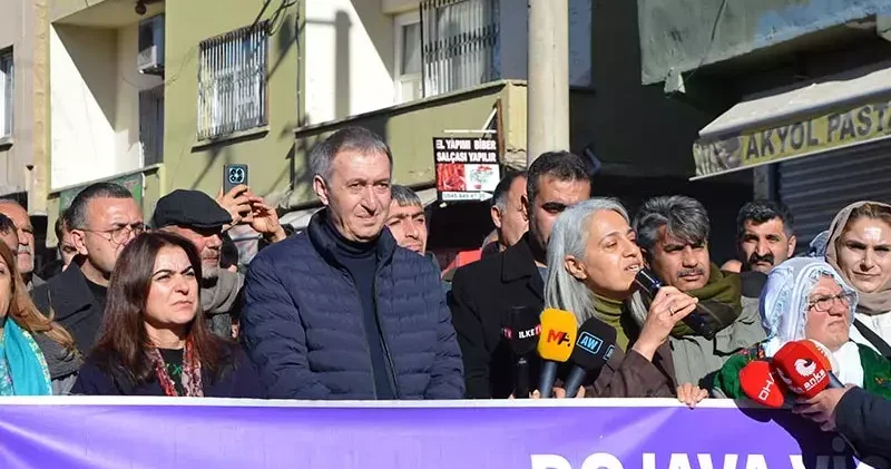 DEM Parti Eş Genel Başkanı Bakırhan, Nusaybin de yürüyüşe katıldı