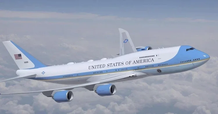 Son dakika... Davos için yola çıkan Trump ın uçağı, ABD ye dönmek zorunda kaldı