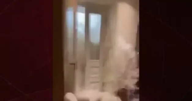 Harry Fırtınası italya ve Malta yı vurdu! Dev dalgalar oturma odasına kadar girdi