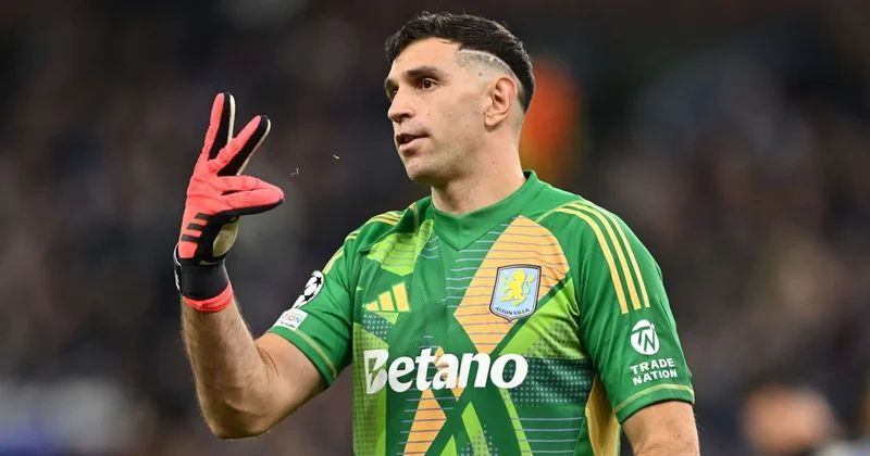 Emiliano Martinez Fenerbahçe maçında yok! Sözcü Gazetesi