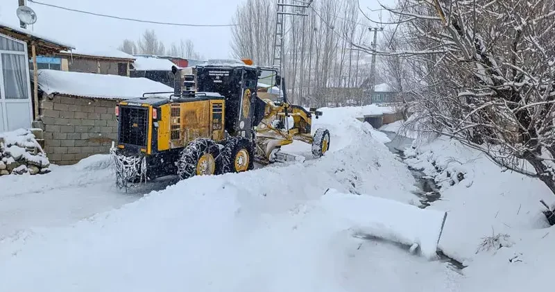 Van da 287 yerleşim yeri yolundan 89 u ulaşıma açıldı