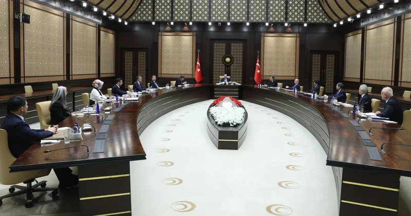 Cumhurbaşkanı Erdoğan, Cumhurbaşkanlığı Politika Kurullarının başkanvekillerini kabul etti