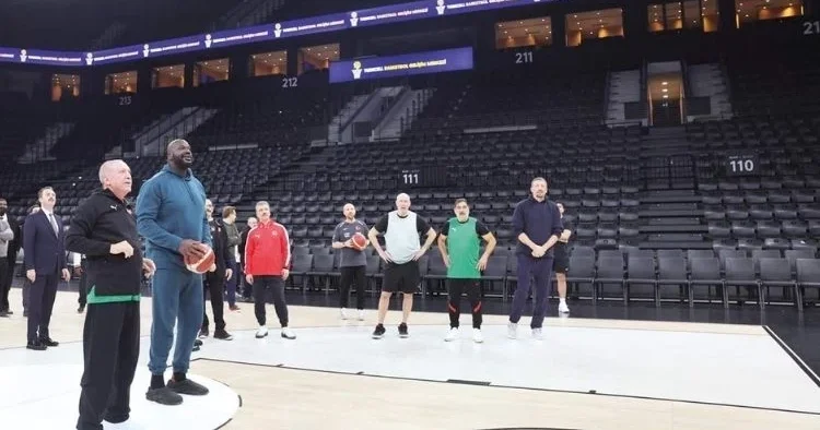 NBA efsanesi O’Neal ile basket