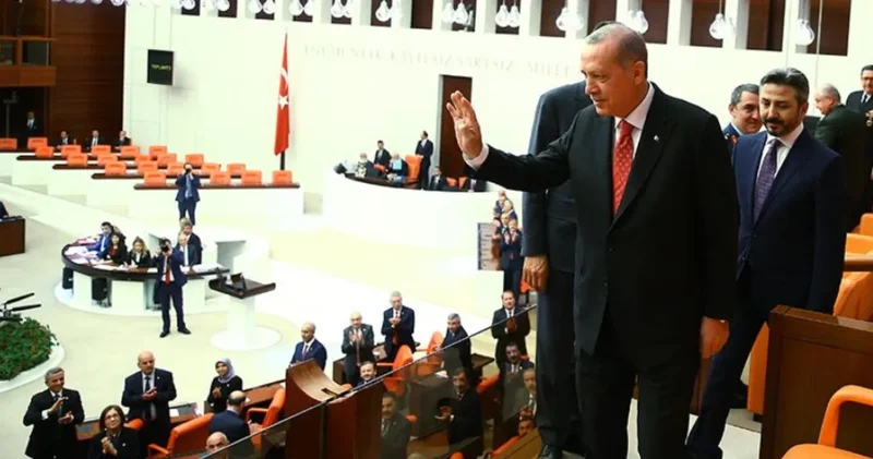 Cumhurbaşkanlığı sistemi AKP de ipleri gerdi: Vatandaş geçinemeyince baskıyı artırdı