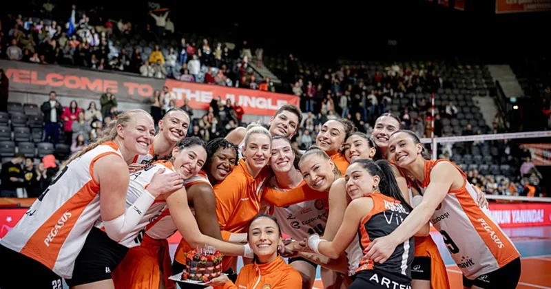 Eczacıbaşı Dynavit ten evinde net zafer!