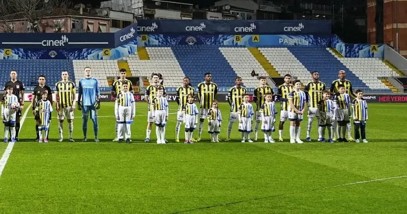 Fenerbahçe de ayrılık kesinleşti! Takım arkadaşlarıyla vedalaştı Futbol Haberleri