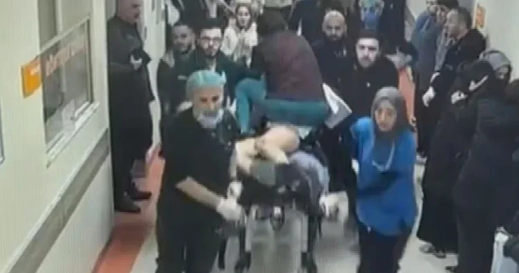 Türkiye nin konuştuğu cinayette yeni görüntü: Atlas ın hastaneye getirildiği anlar ortaya çıktı