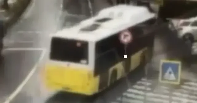 Esenler de kontrolden çıkan İETT otobüsünün otoparka girmesi kamerada VİDEO İZLE