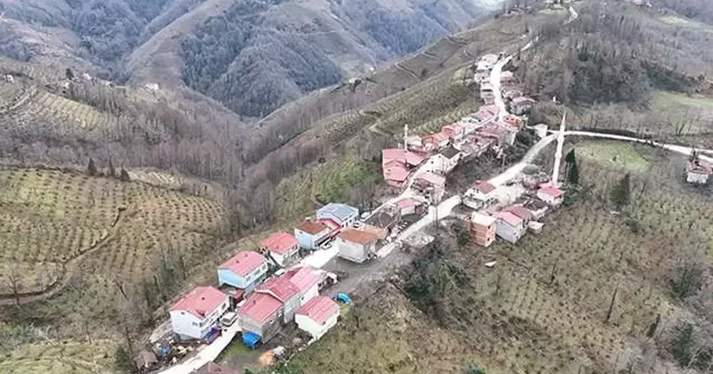 Duyan önce afallıyor: Bu köyde 2 farklı iftar saati var