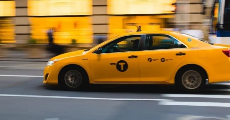 Korsan taksiye en ağır yaptırım! Ehliyete el konulacak, 100 bin TL ceza kesilecek