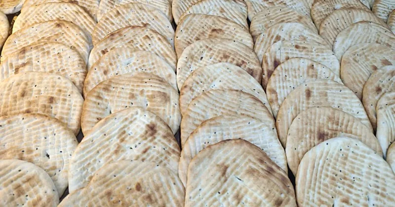 Kahramanmaraş’ın tecilli lezzeti Maraş çöreği Ramazan sofralarını süslüyor