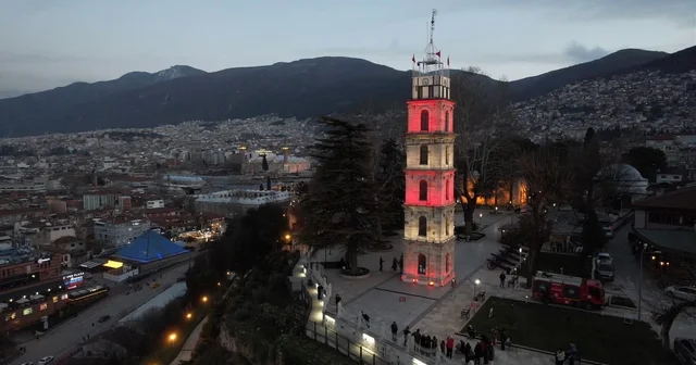 Bursalılara iftar ve sahuru ses bombası ile haber veriyorlar Bursa da ramazan topunun yerini ses bombası aldı Bursa Haberleri